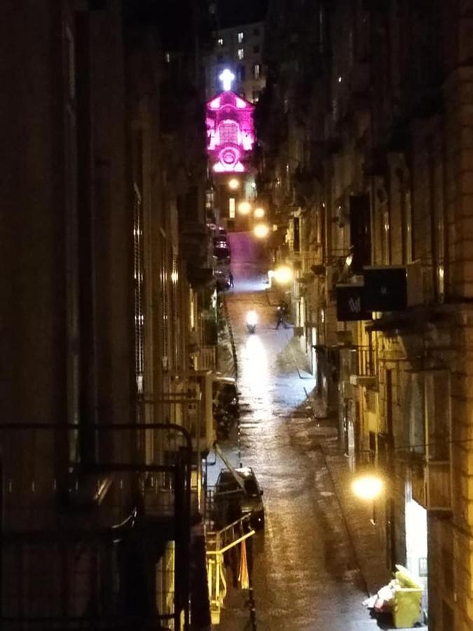 Le Stanze Del Cuore Naples Exterior photo
